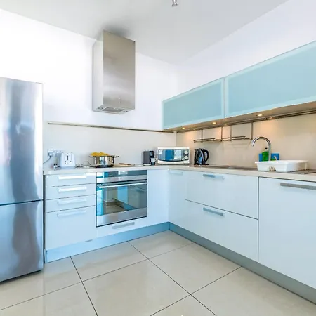 Silver Sands Penthouse *